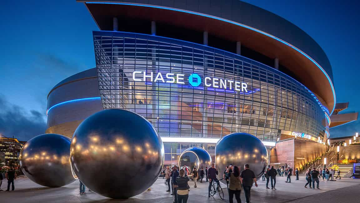 Place where people sell warriors tickets